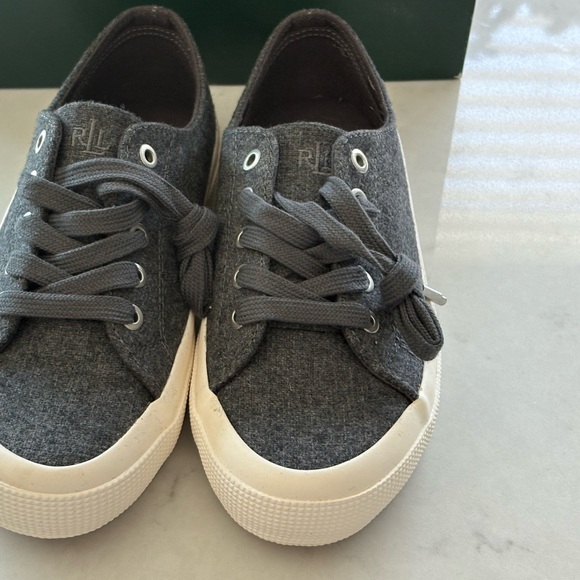 New Ralph Lauren Gray Sneakers with Wool Upper - Picture 3 of 6